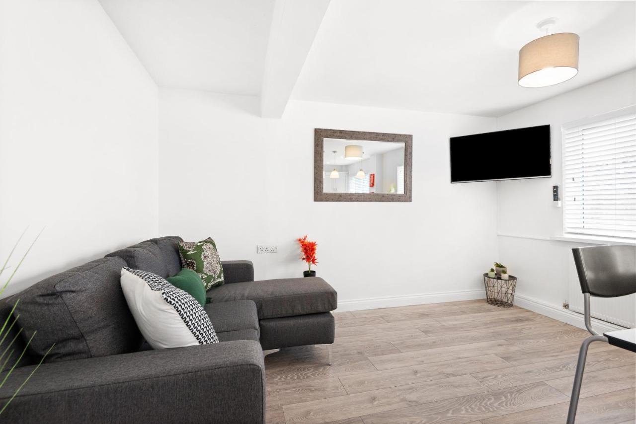 Off Road Parking, Garden, Smart Tv'S In All Rooms! Morriston Exterior foto